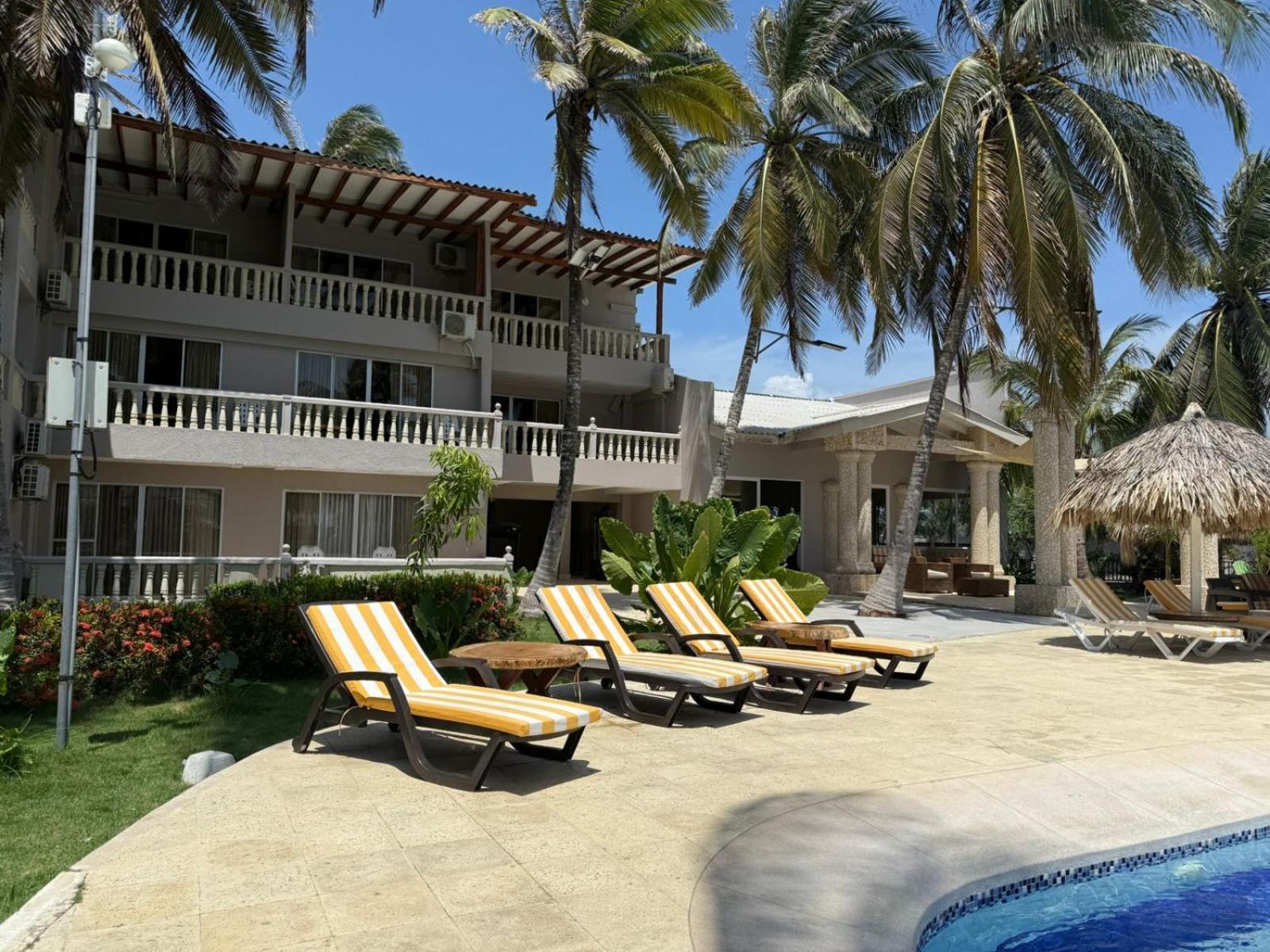 Playa Palmeras Beach Resort Cartagena エクステリア 写真