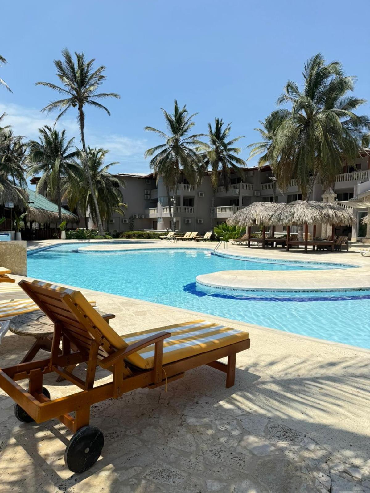 Playa Palmeras Beach Resort Cartagena エクステリア 写真